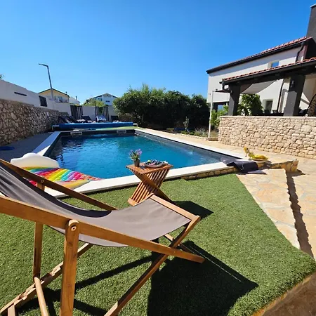Pool House Near *