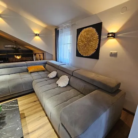 بيت للعطل Pool House Near